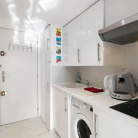 Hotel apartamentowy Jaune Fshh 3*